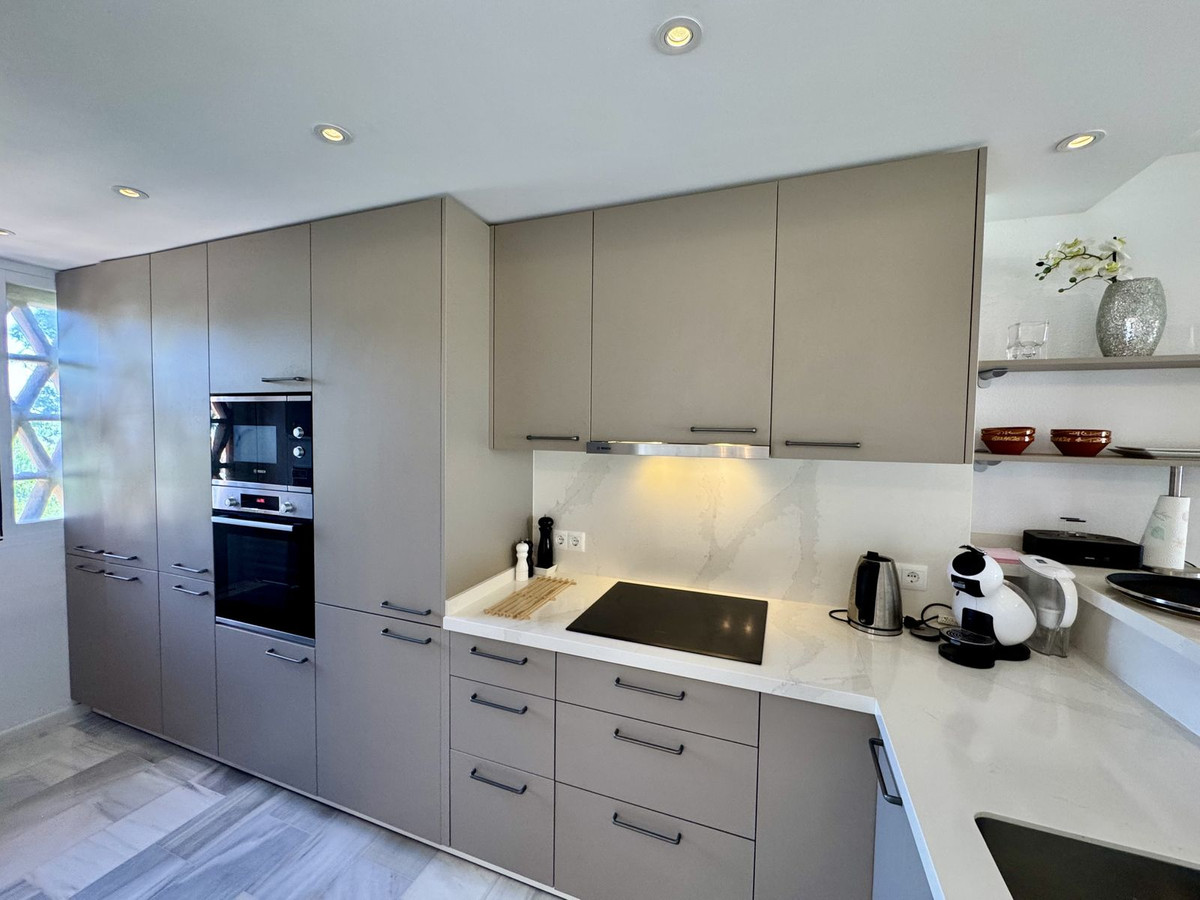 Appartement te koop in Calahonda | 3 slaapkamers H5473510