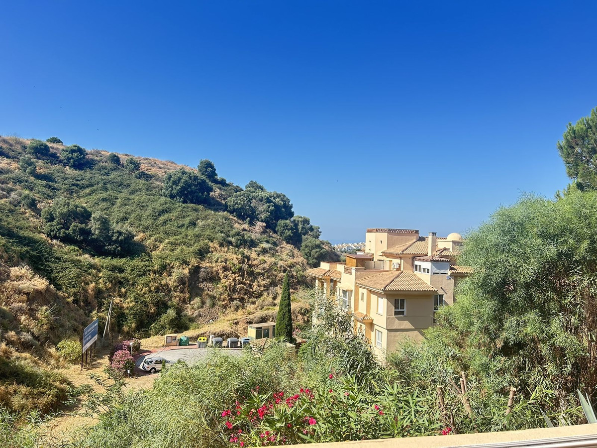 Appartement te koop in Calahonda | 2 slaapkamers H5474722