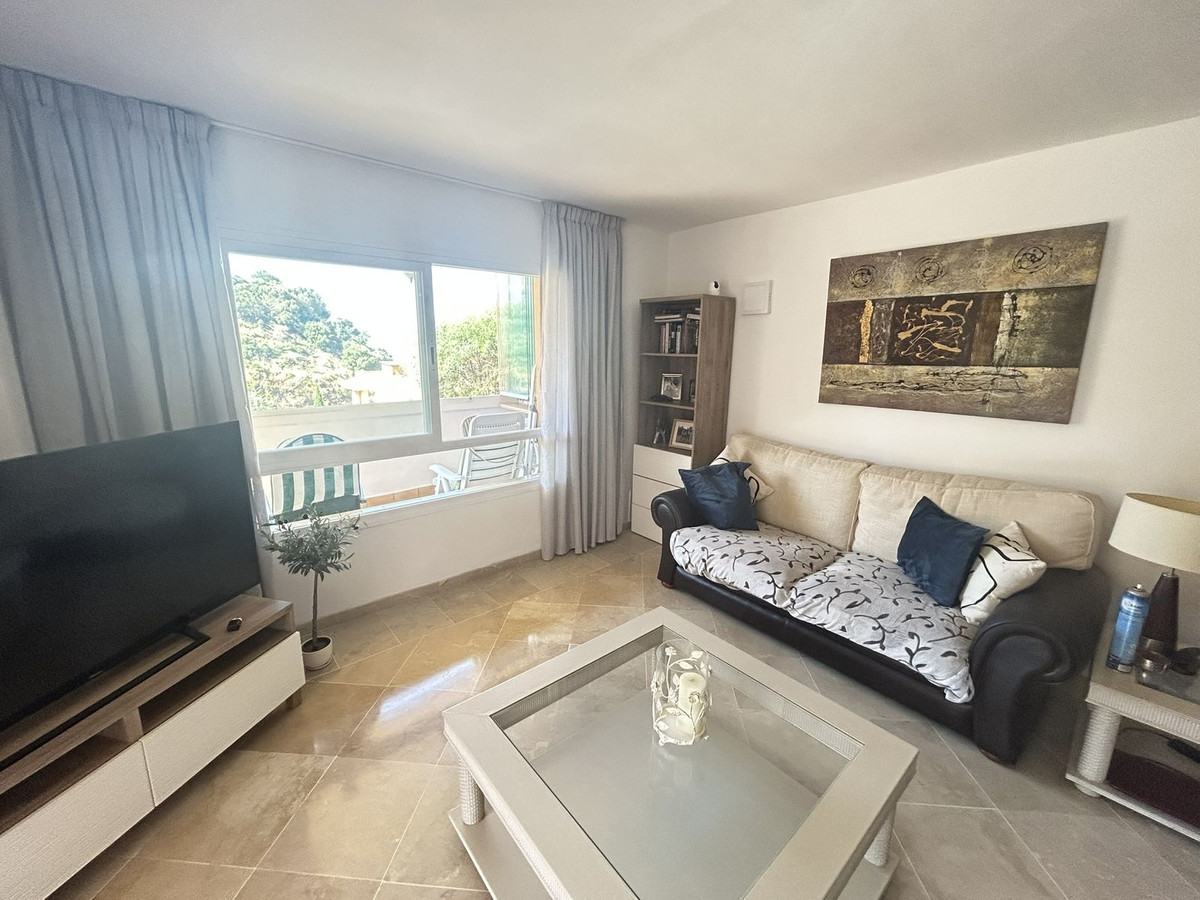 Appartement te koop in Calahonda | 2 slaapkamers H5474722