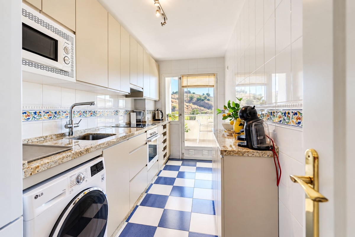 Appartement te koop in Calahonda | 2 slaapkamers H5474740