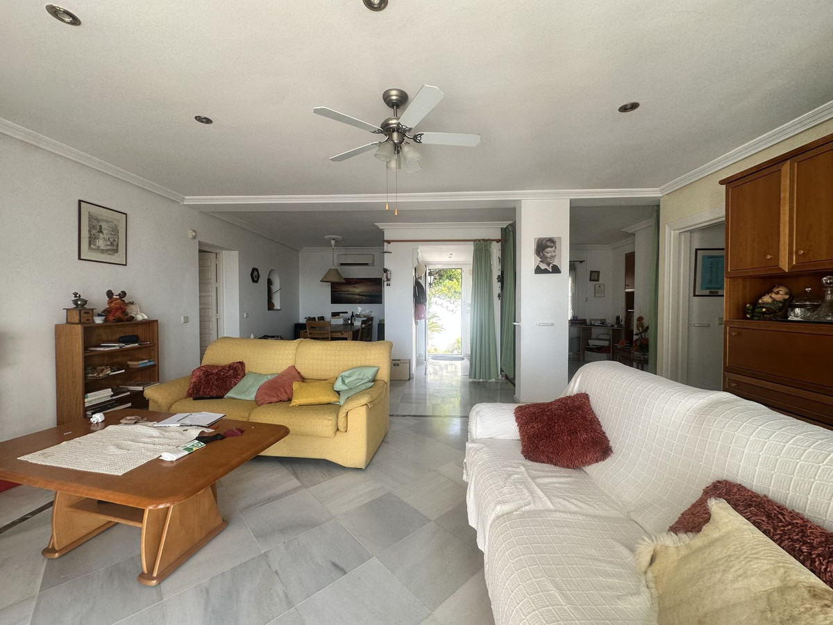 Appartement te koop in Calahonda | 3 slaapkamers H5480647