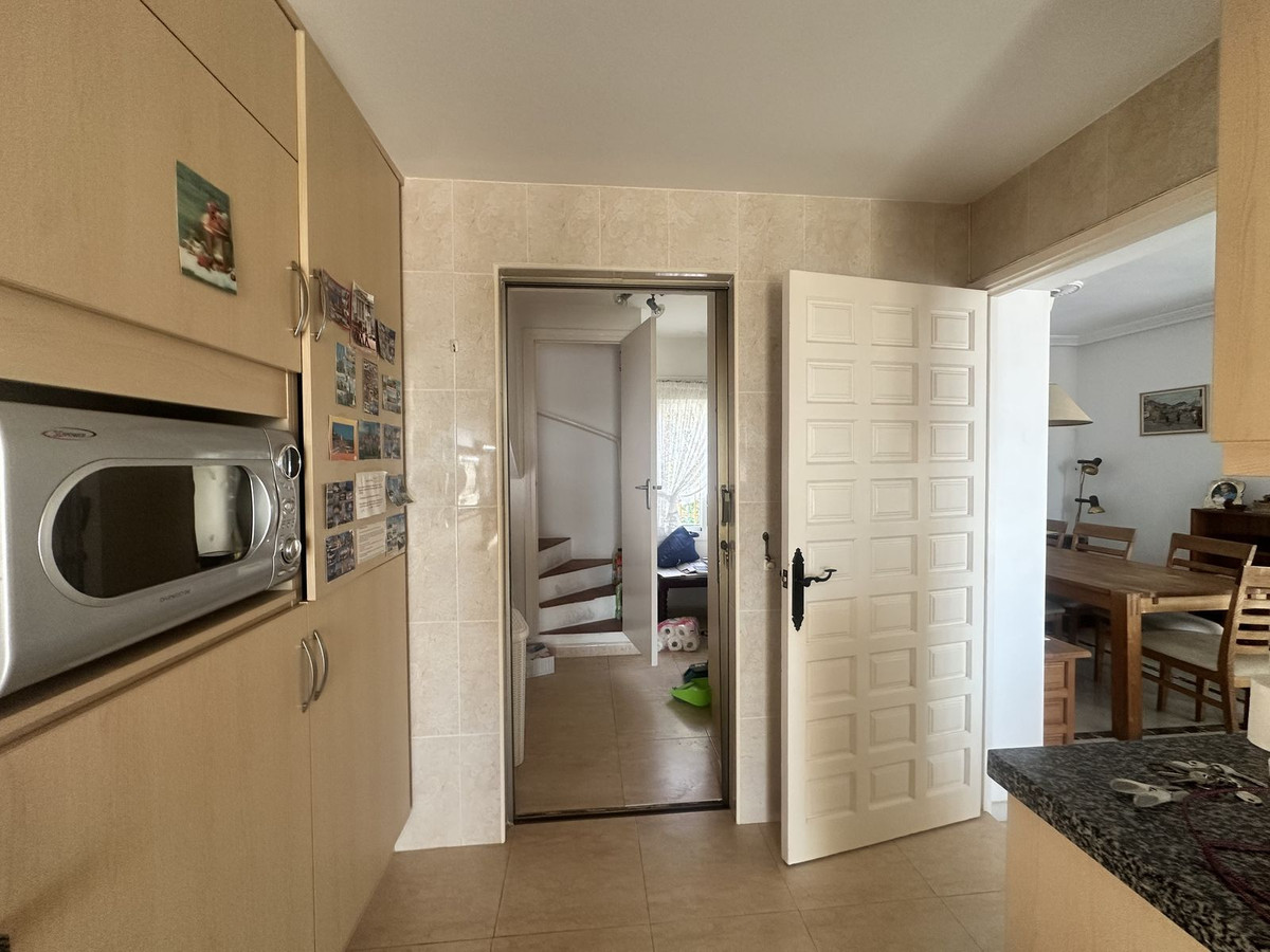 Appartement te koop in Calahonda | 3 slaapkamers H5480647