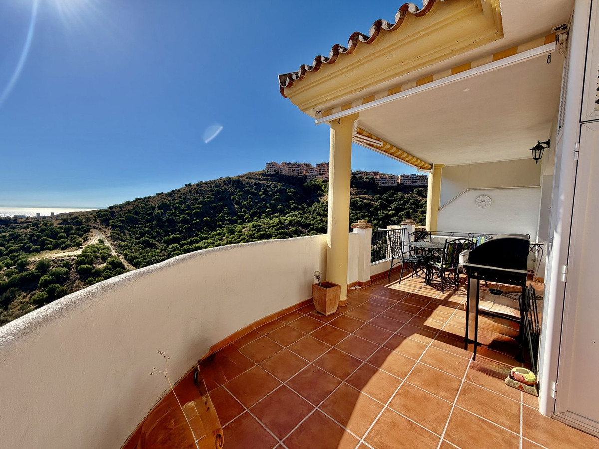 Appartement te koop in Calahonda | 2 slaapkamers H5482462