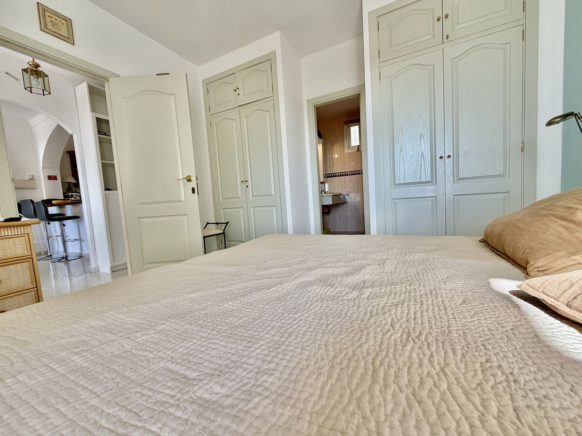 Appartement te koop in Calahonda | 2 slaapkamers H5482462
