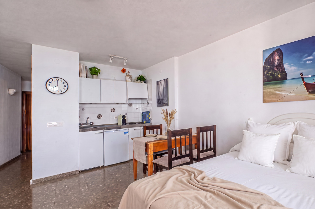 Appartement te koop in Calahonda | 1 slaapkamers H5482858