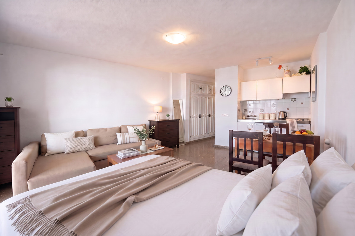 Appartement te koop in Calahonda | 1 slaapkamers H5482858