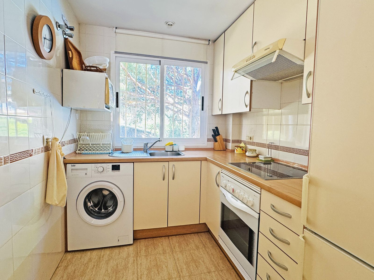 Appartement te koop in Calahonda | 1 slaapkamers H5483446