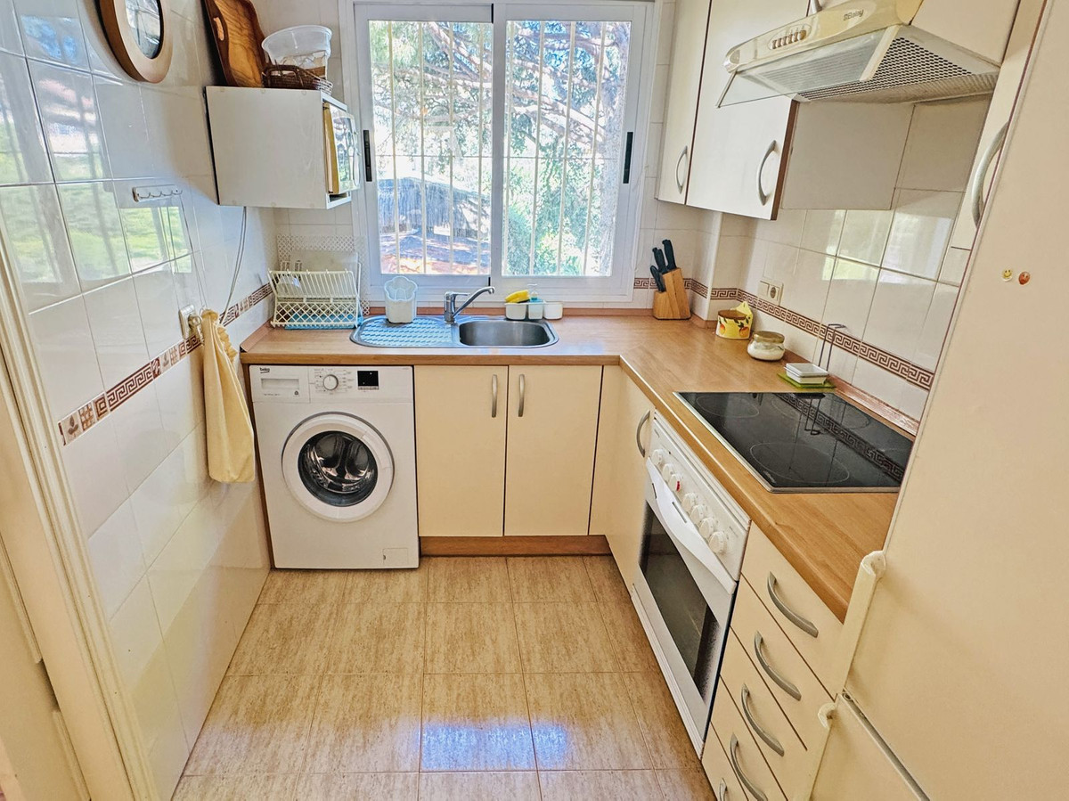 Appartement te koop in Calahonda | 1 slaapkamers H5483446