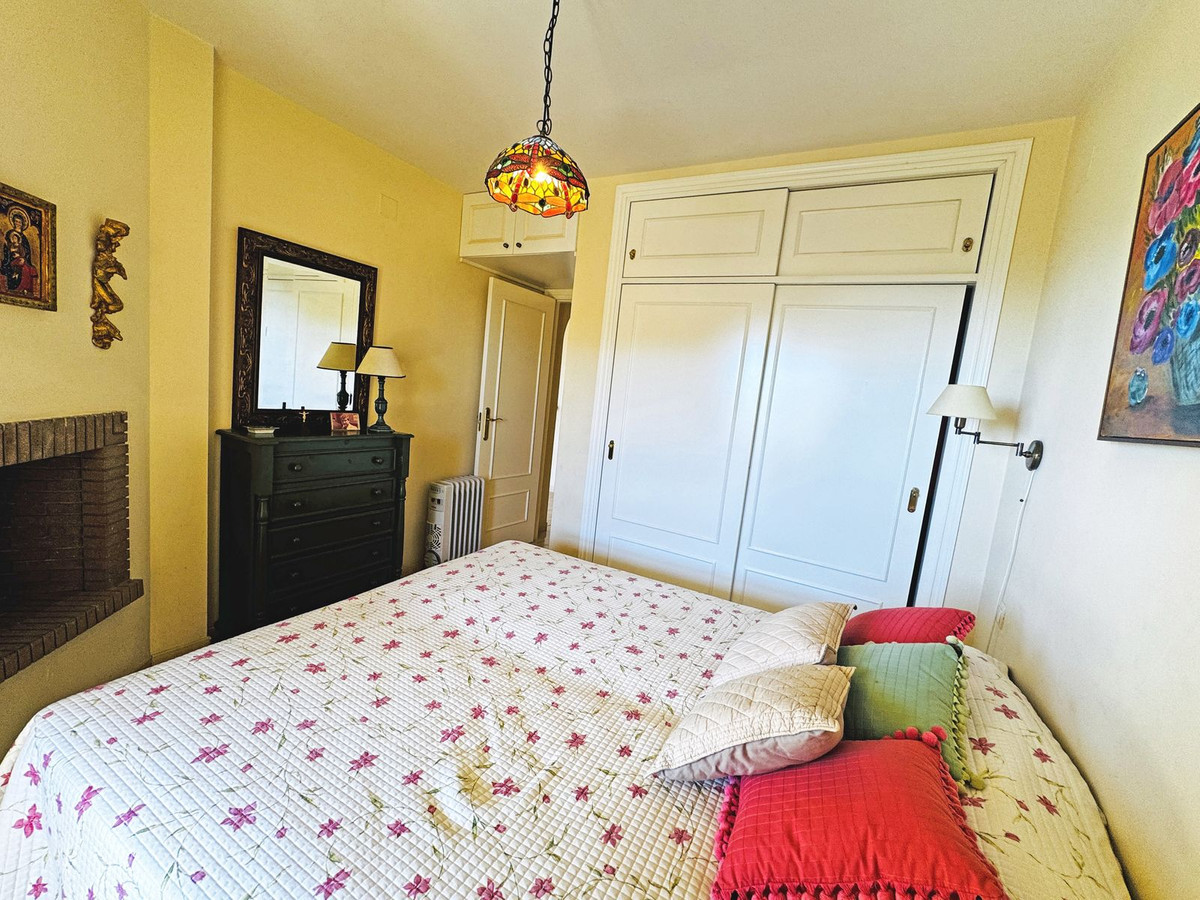 Appartement te koop in Calahonda | 1 slaapkamers H5483446