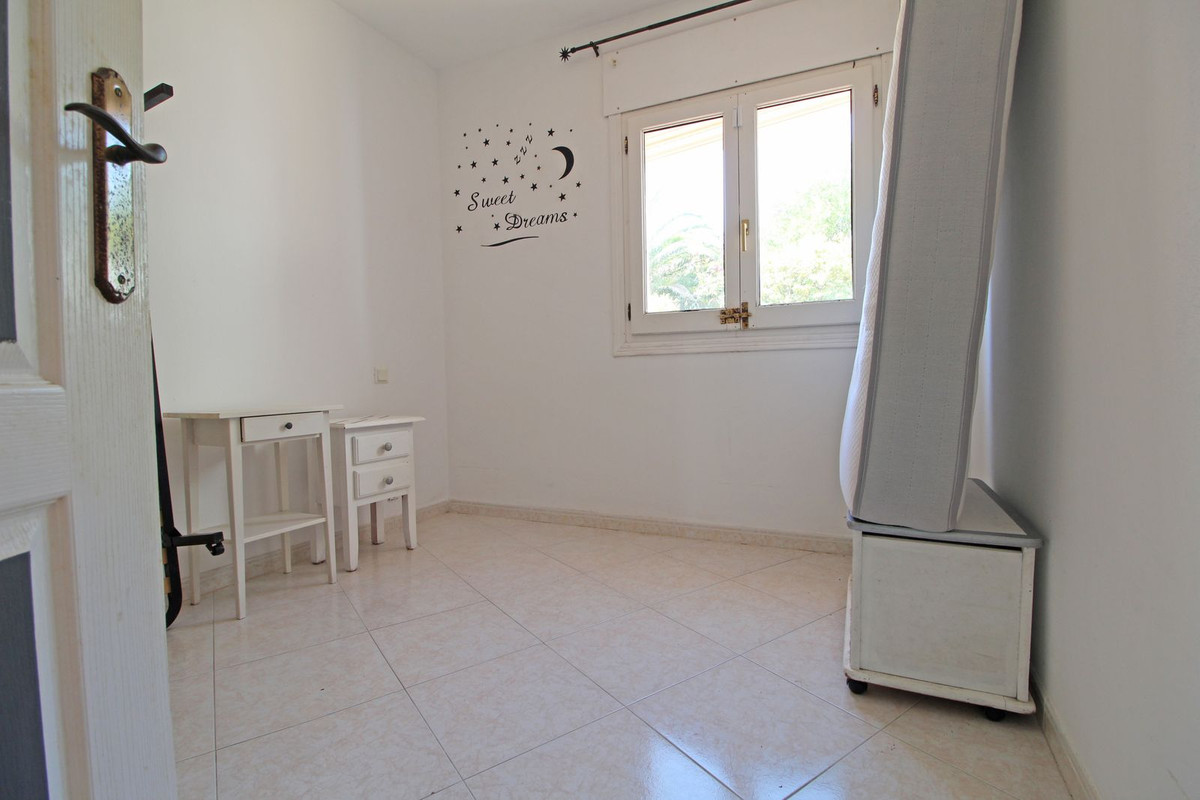 Penthouse te koop in Calahonda | 8 slaapkamers H5486128