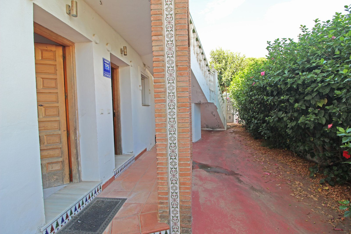 Penthouse te koop in Calahonda | 8 slaapkamers H5486128