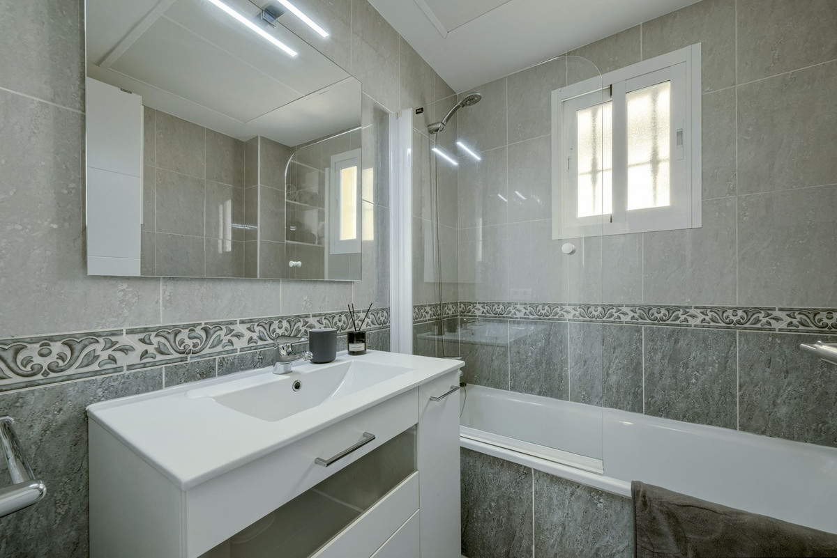 Appartement te koop in Calahonda | 2 slaapkamers H5487871
