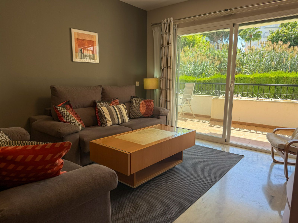 Appartement te koop in Calahonda | 2 slaapkamers H5492614
