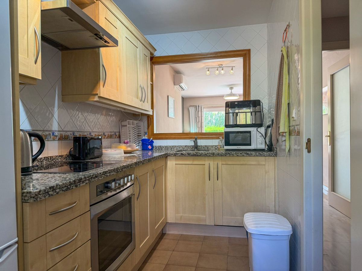 Appartement te koop in Calahonda | 2 slaapkamers H5492614