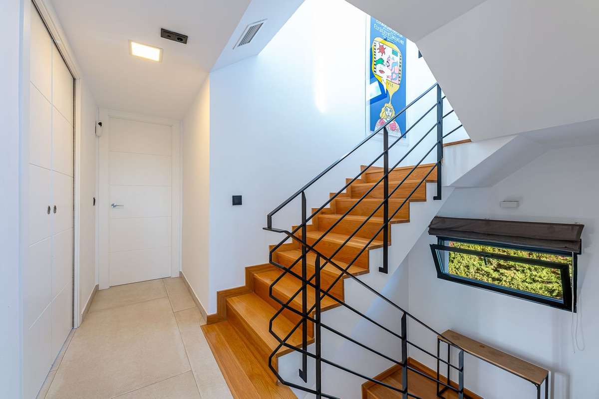Percelen te koop in Calahonda | 4 slaapkamers H5494105
