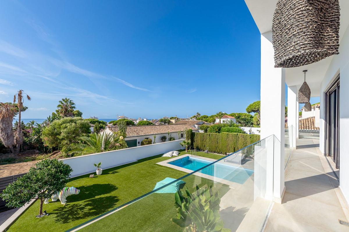 Percelen te koop in Calahonda | 4 slaapkamers H5494105