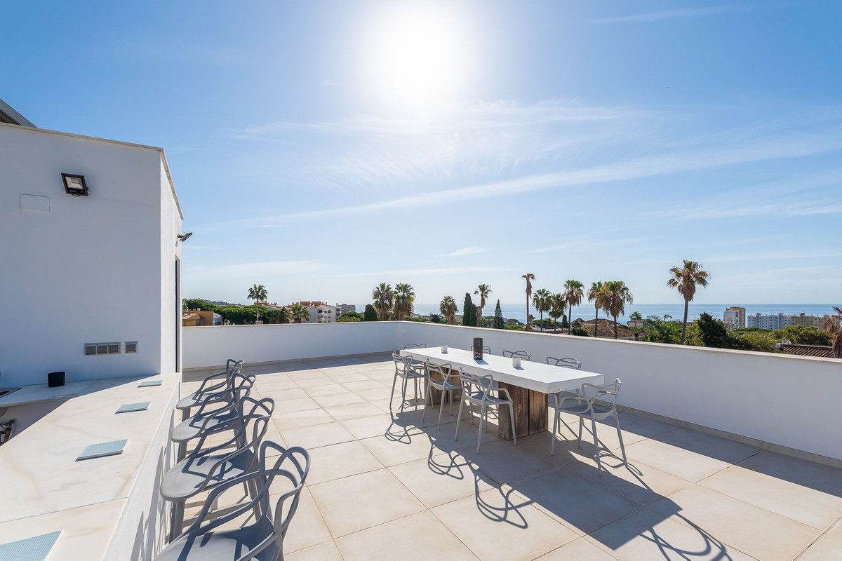 Percelen te koop in Calahonda | 4 slaapkamers H5494105