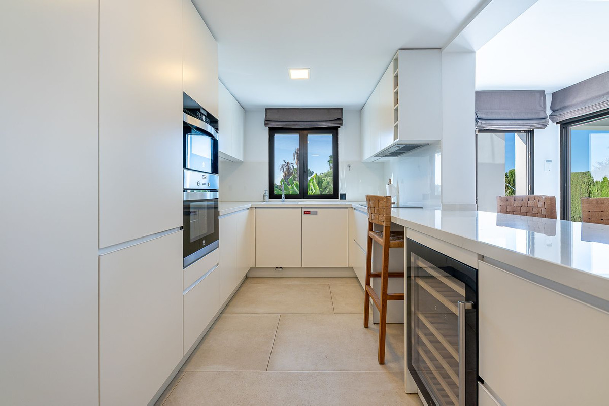 Percelen te koop in Calahonda | 4 slaapkamers H5494105