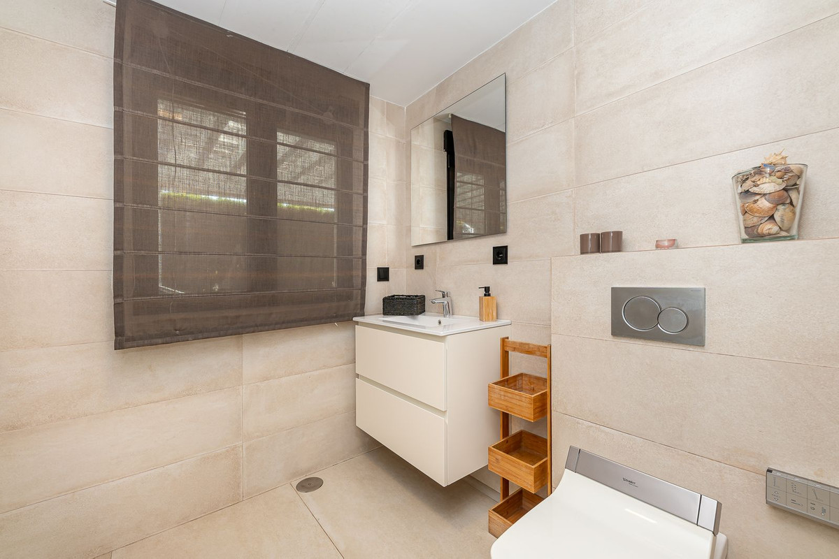 Percelen te koop in Calahonda | 4 slaapkamers H5494105