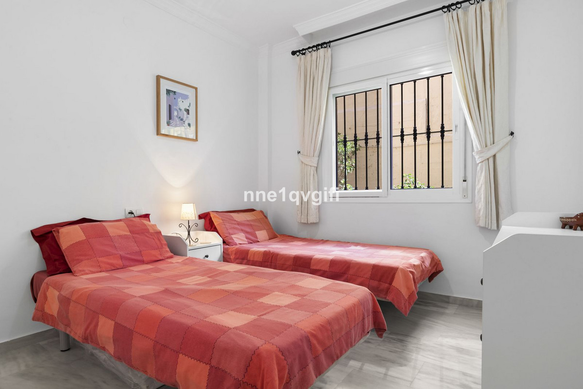 Appartement te koop in Calahonda | 2 slaapkamers H5495305