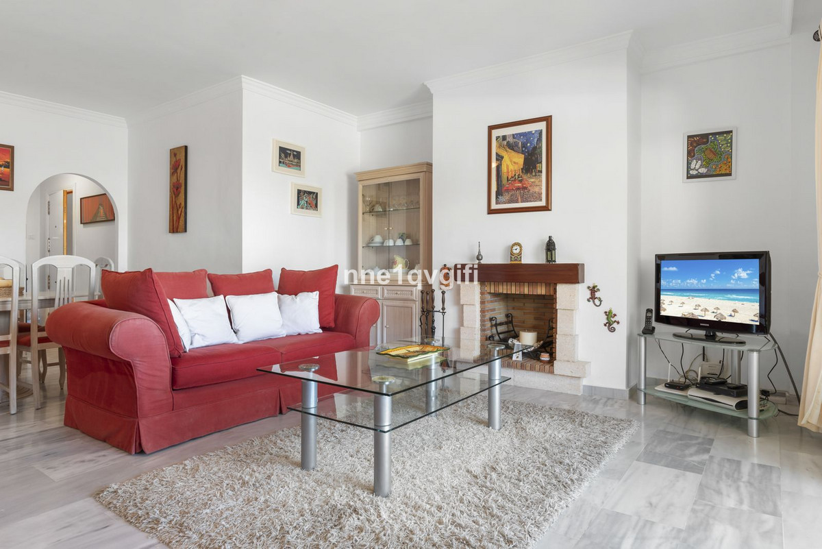 Appartement te koop in Calahonda | 2 slaapkamers H5495305