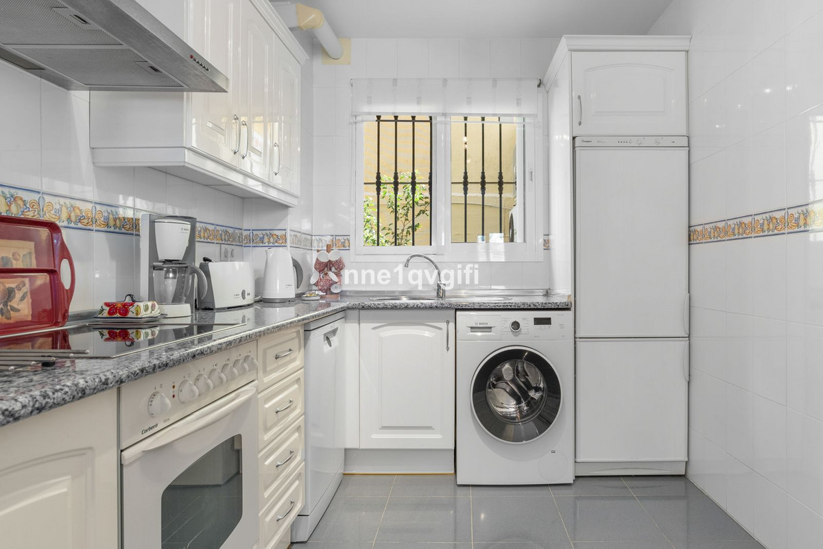 Appartement te koop in Calahonda | 2 slaapkamers H5495305