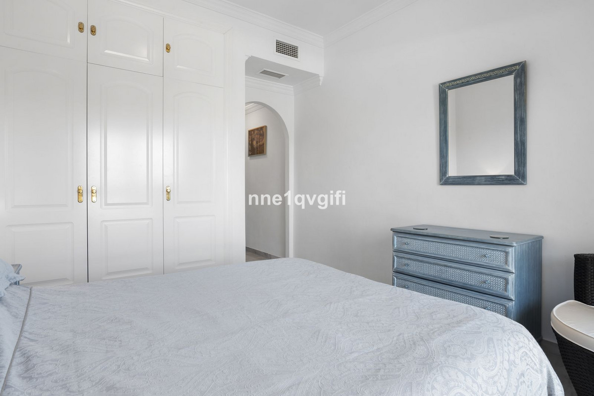 Appartement te koop in Calahonda | 2 slaapkamers H5495305