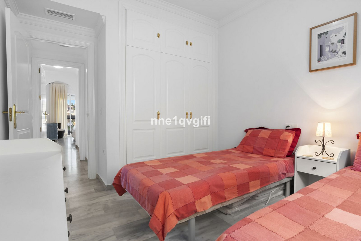 Appartement te koop in Calahonda | 2 slaapkamers H5495305