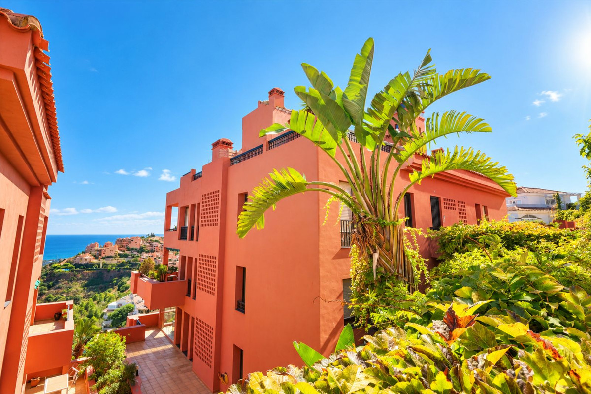 Appartement te koop in Calahonda | 4 slaapkamers H5495473
