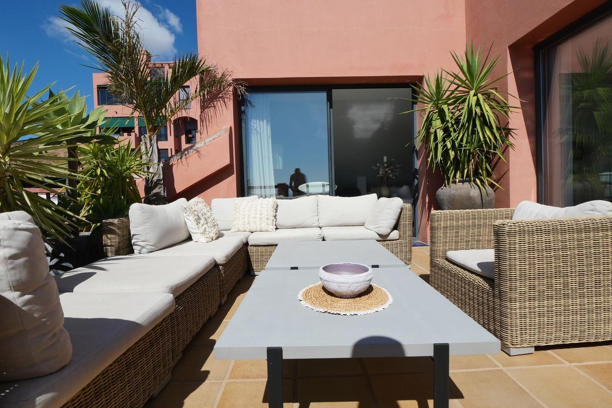 Appartement te koop in Calahonda | 4 slaapkamers H5495473