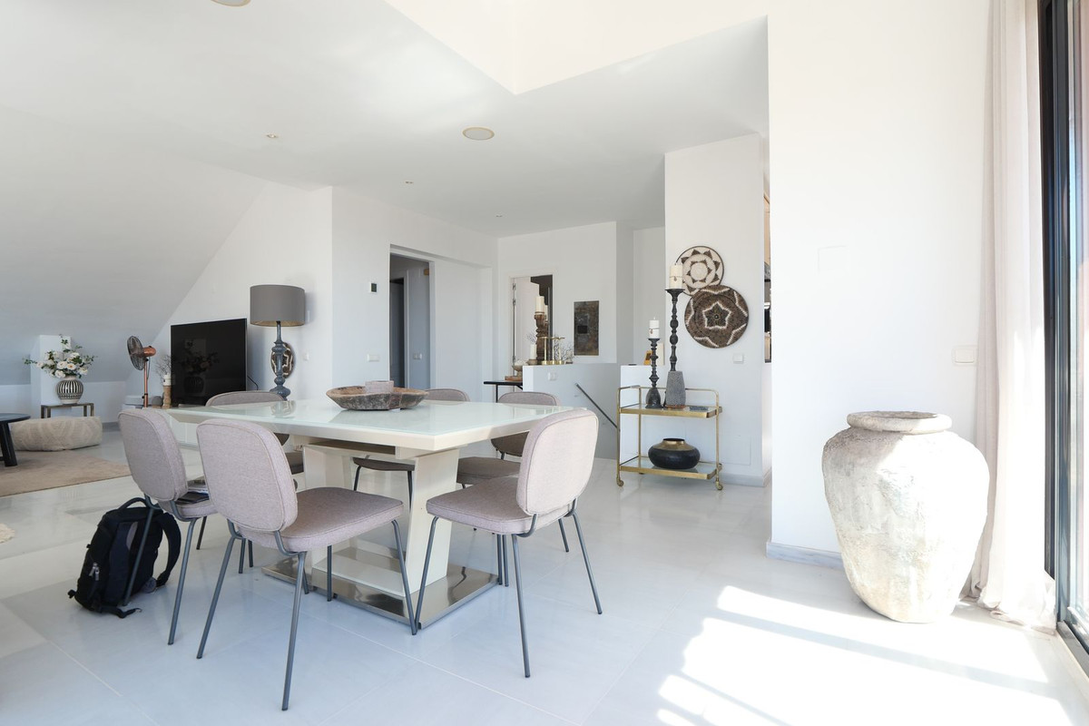 Appartement te koop in Calahonda | 4 slaapkamers H5495473