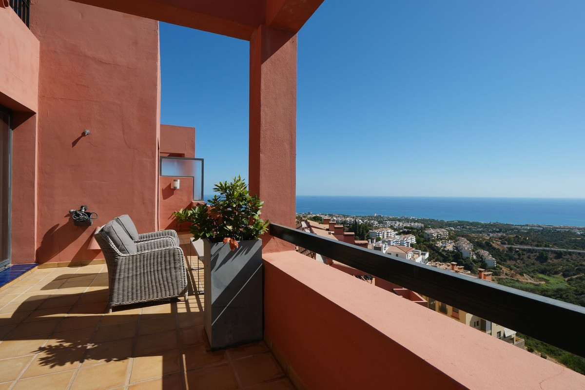 Appartement te koop in Calahonda | 4 slaapkamers H5495473