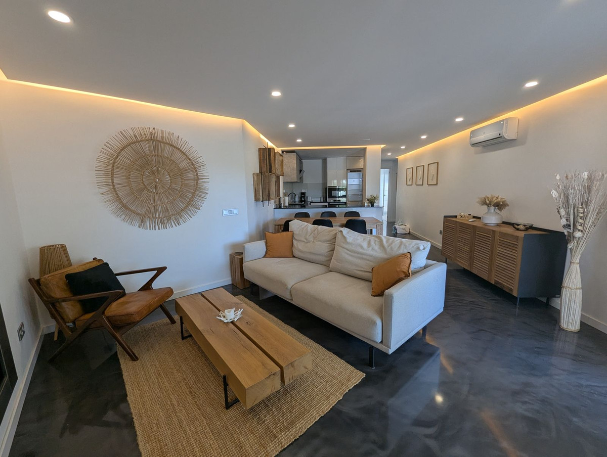 Penthouse te koop in Calahonda | 3 slaapkamers H5499493