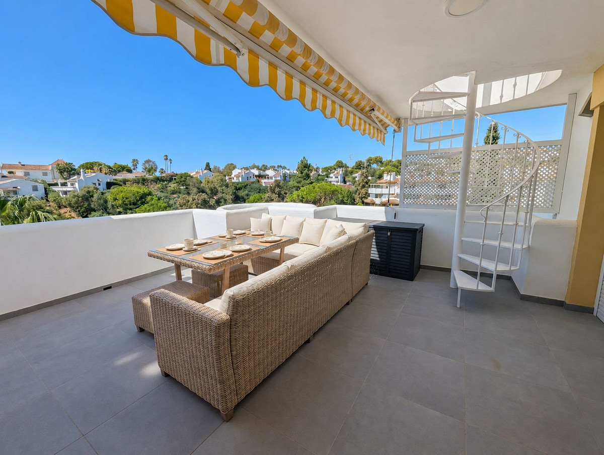 Penthouse te koop in Calahonda | 3 slaapkamers H5499493