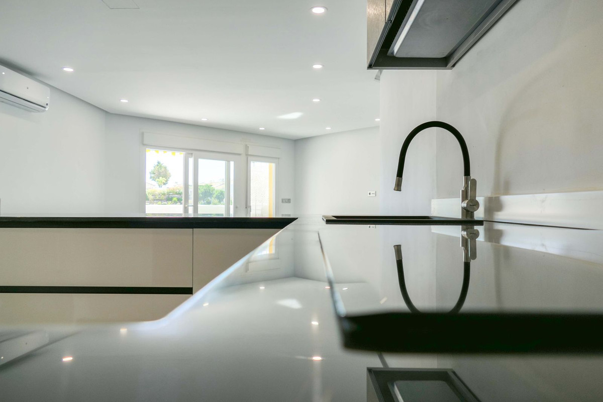 Penthouse te koop in Calahonda | 3 slaapkamers H5499493