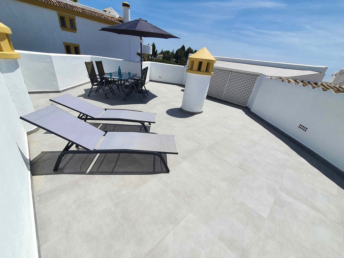 Penthouse te koop in Calahonda | 3 slaapkamers H5499493