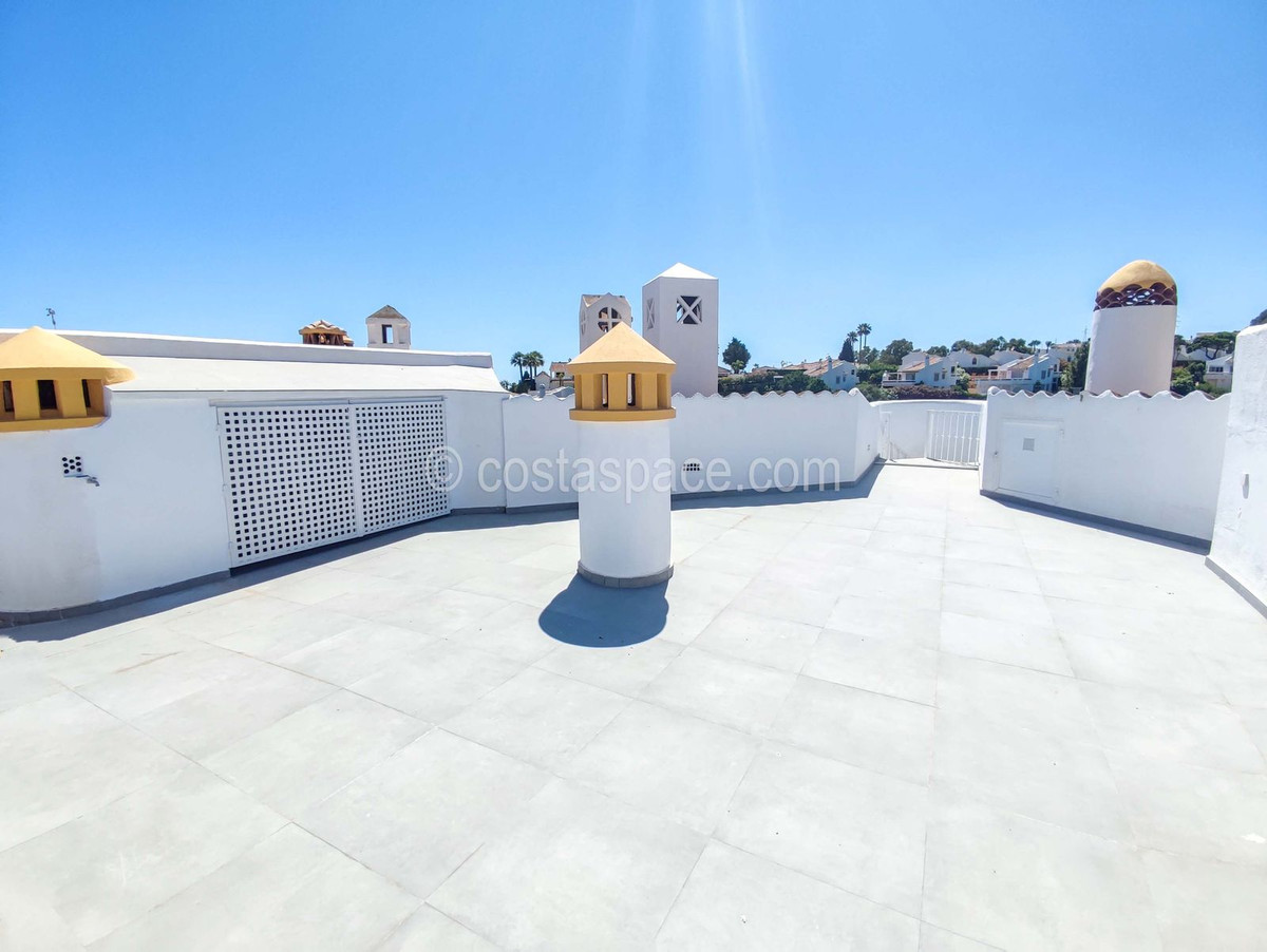 Penthouse te koop in Calahonda | 3 slaapkamers H5499493