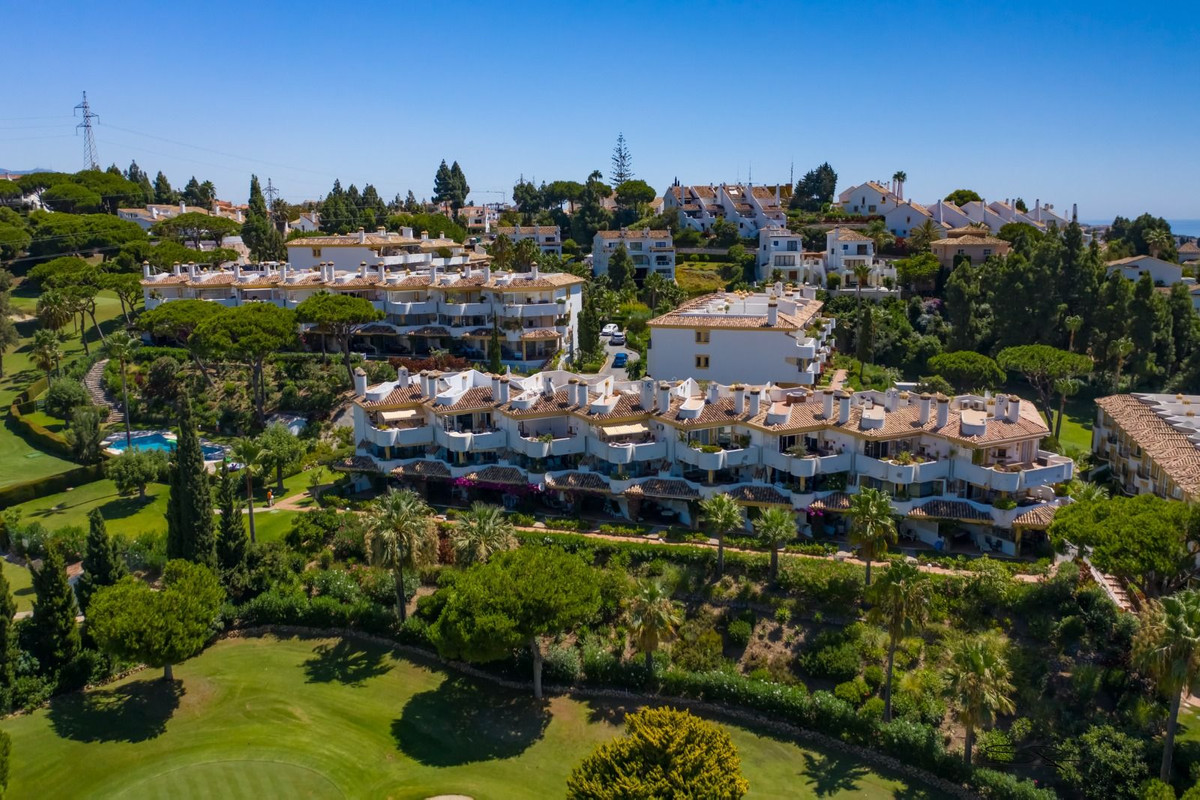 Penthouse te koop in Calahonda | 3 slaapkamers H5499493