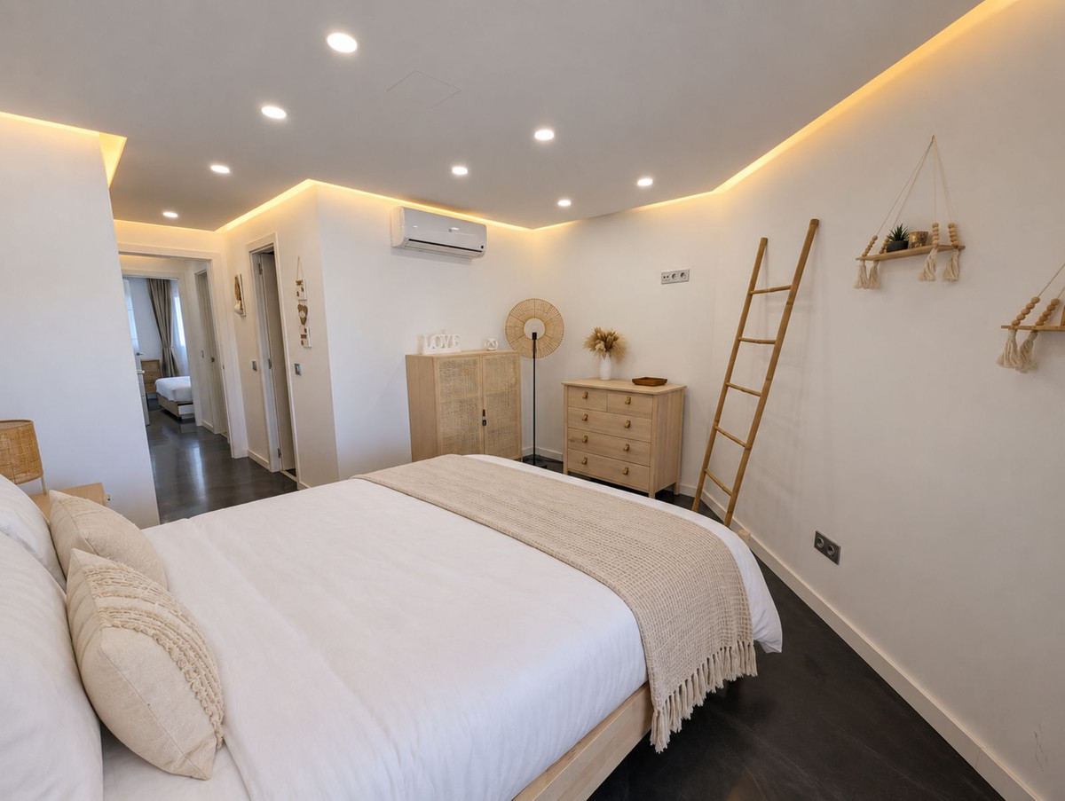 Penthouse te koop in Calahonda | 3 slaapkamers H5499493