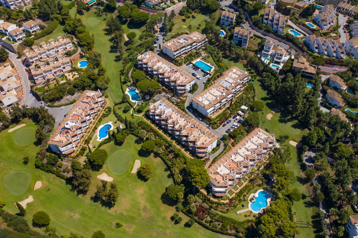 Penthouse te koop in Calahonda | 3 slaapkamers H5499493