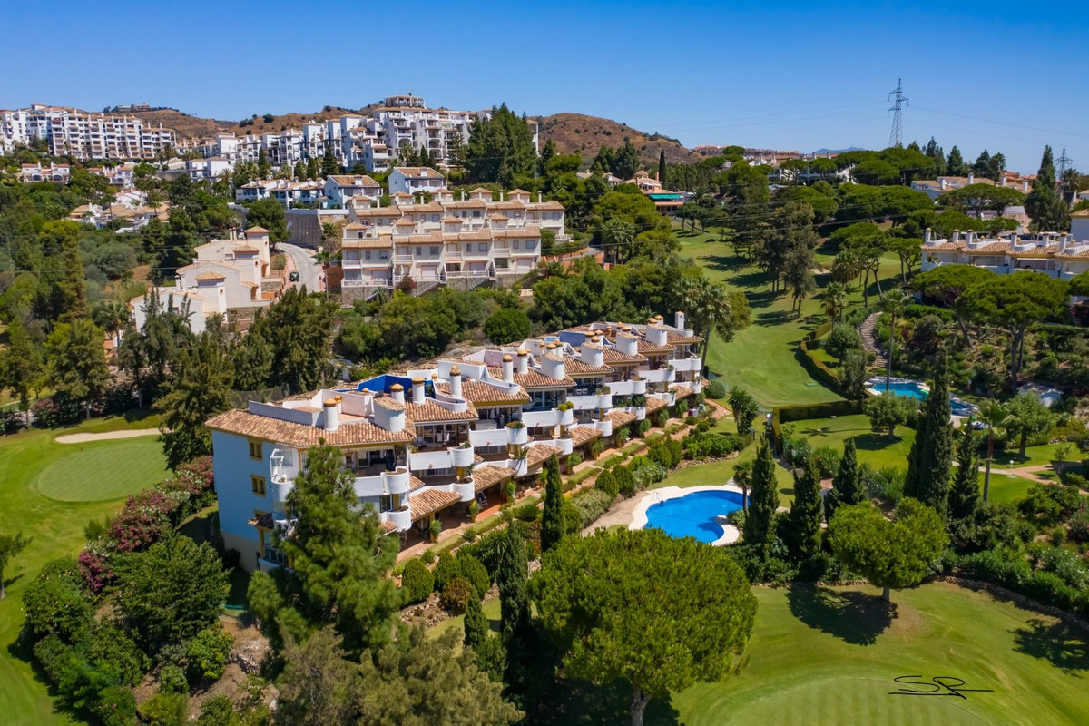 Penthouse te koop in Calahonda | 3 slaapkamers H5499493