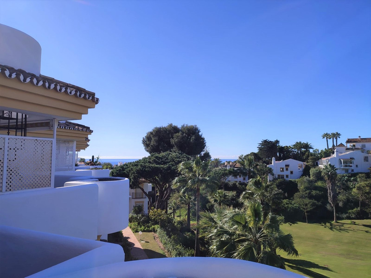 Penthouse te koop in Calahonda | 3 slaapkamers H5499493