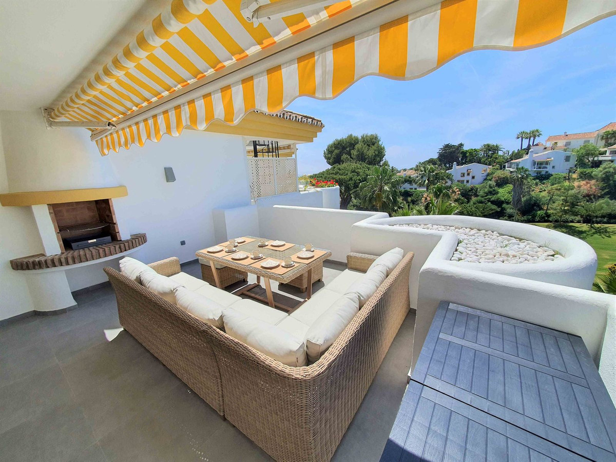 Penthouse te koop in Calahonda | 3 slaapkamers H5499493