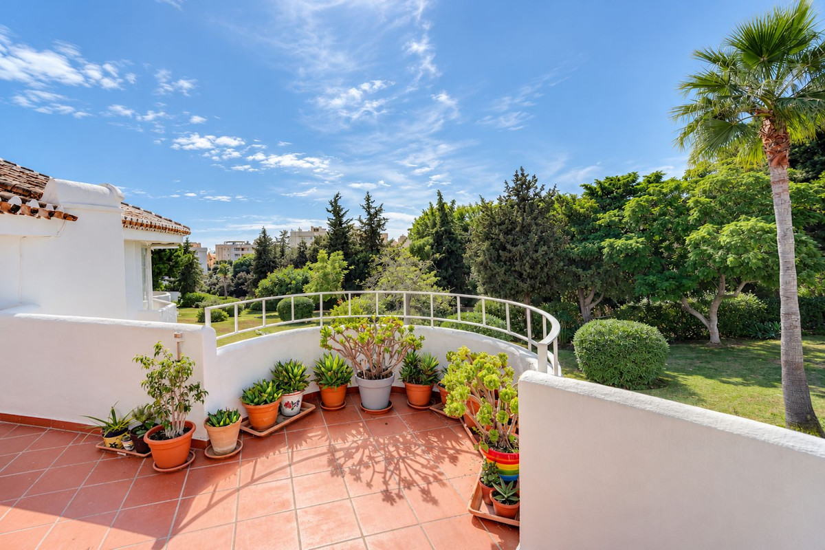 Appartement te koop in Calahonda | 2 slaapkamers H5499556