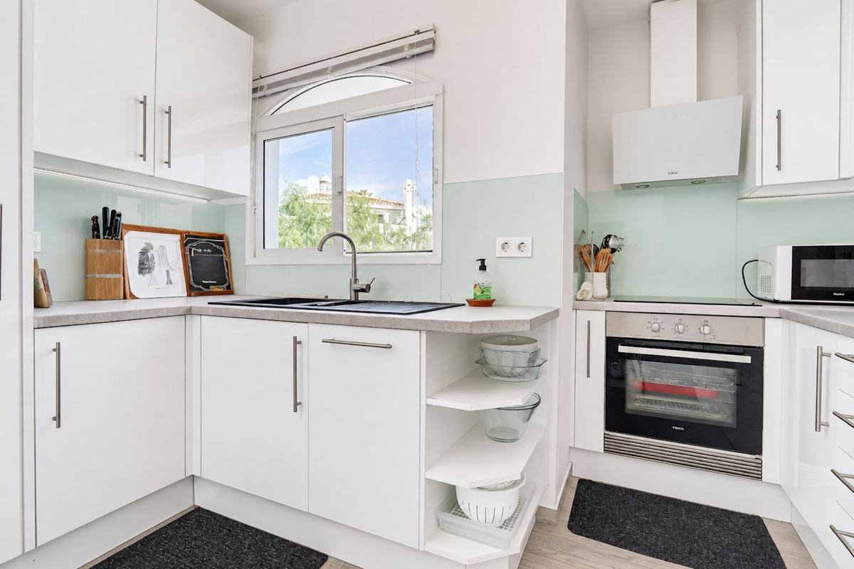 Appartement te koop in Calahonda | 2 slaapkamers H5499556