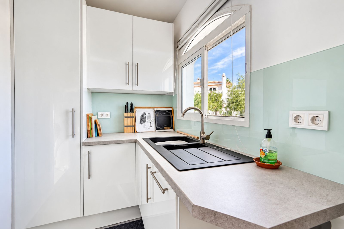 Appartement te koop in Calahonda | 2 slaapkamers H5499556