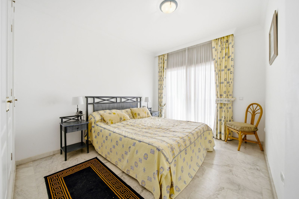 Appartement te koop in Calahonda | 3 slaapkamers H5512531