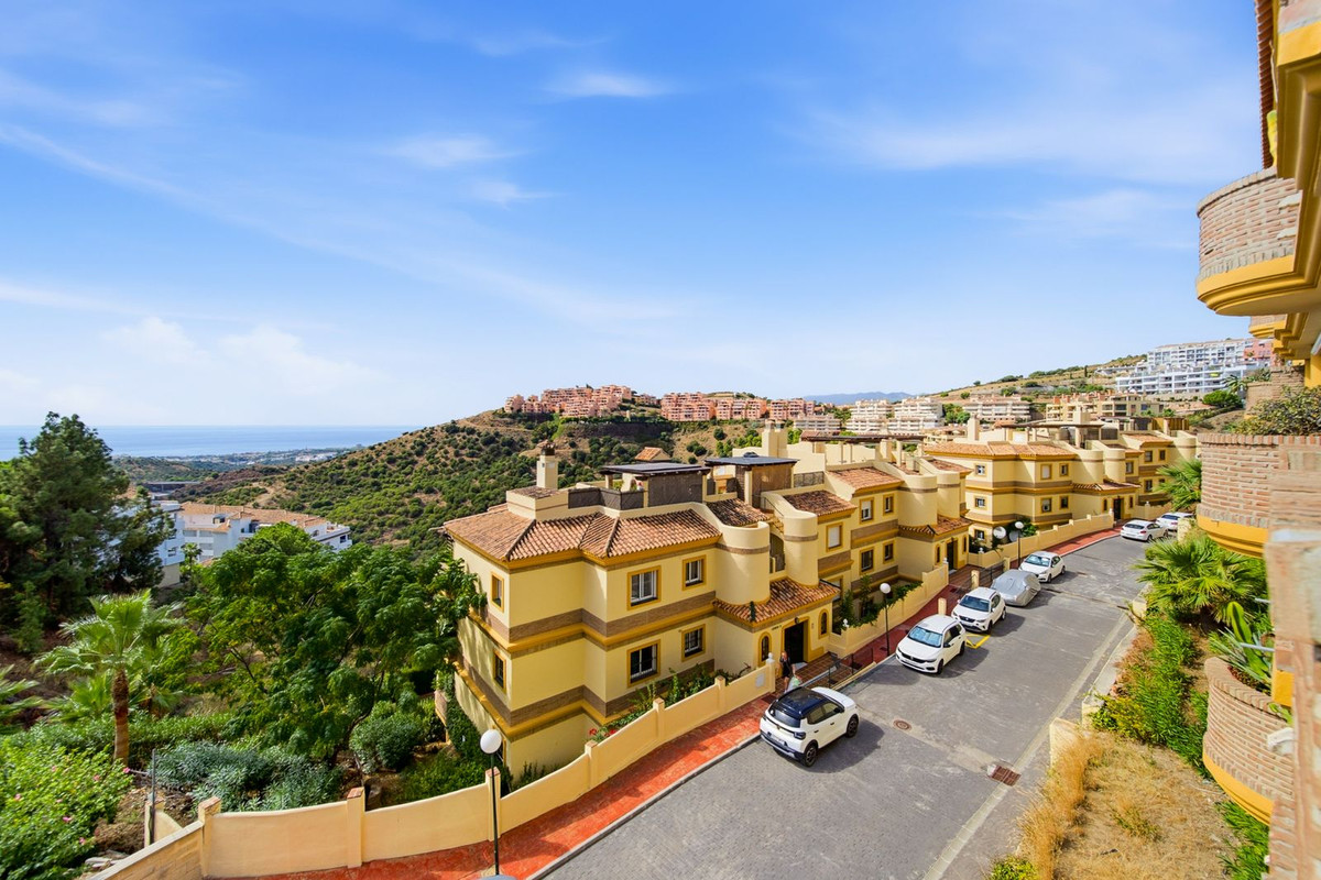 Appartement te koop in Calahonda | 3 slaapkamers H5512531