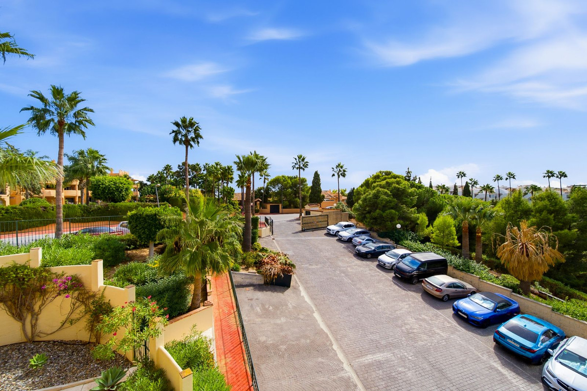 Appartement te koop in Calahonda | 3 slaapkamers H5512531