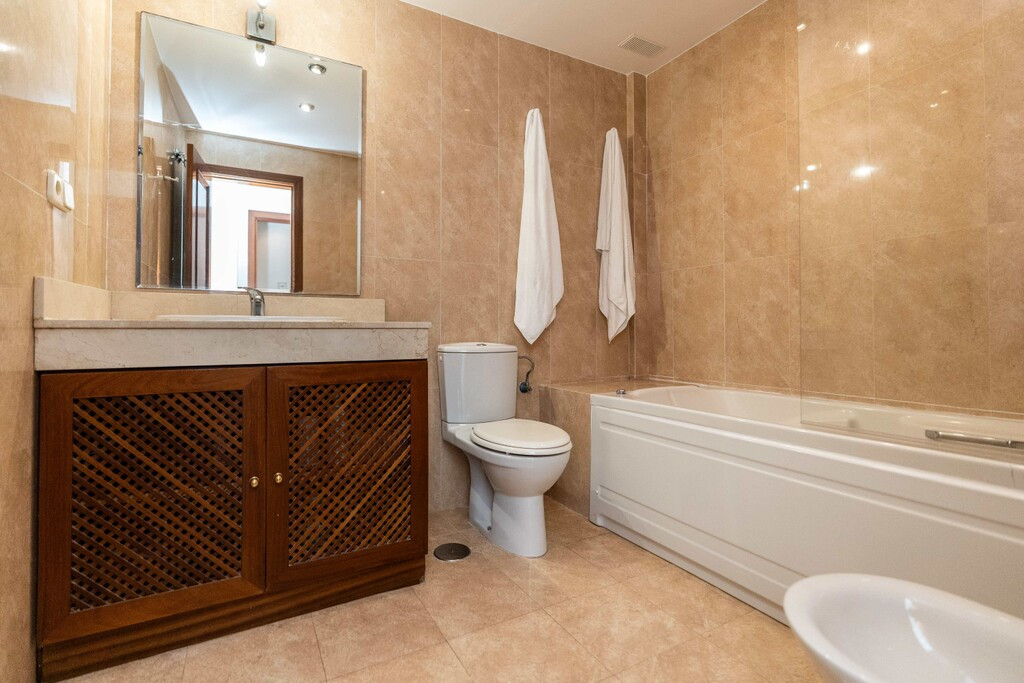 Duplex te koop in Calahonda | 2 slaapkamers H5513359